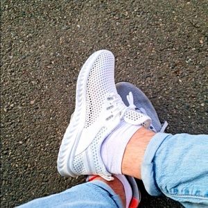 90% new mean outdoor sport fashion sneakers